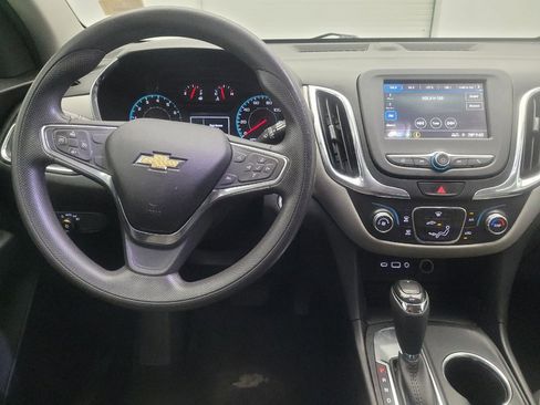 Used 2019 Chevrolet Equinox LS FWD image 22