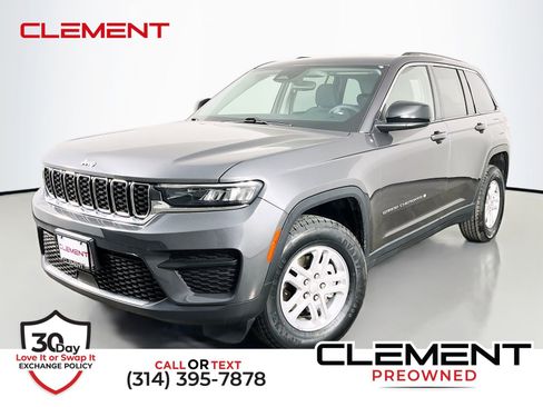 Used 2023 Jeep Grand Cherokee Laredo RWD image 1