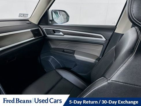 Used 2023 Volkswagen Atlas SE w/ Black Wheel Package image 23