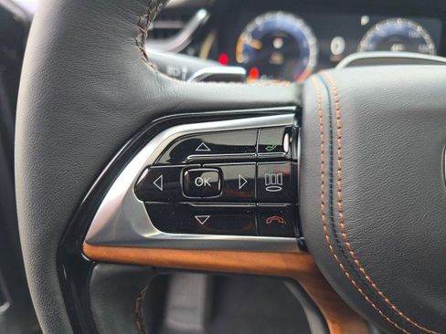 New 2025 Jeep Grand Cherokee Summit image 30