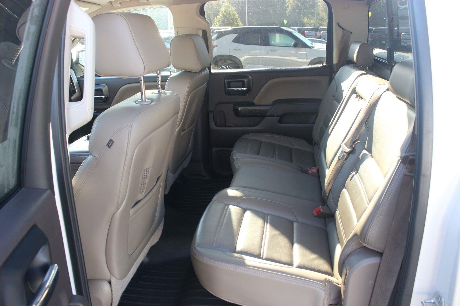Used 2015 GMC Sierra 1500 Denali w/ Driver Alert Package AWD/4WD image 32