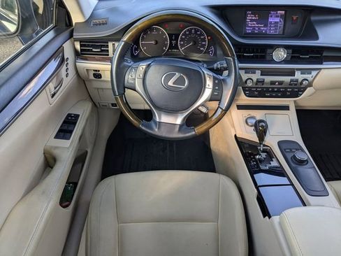 Used 2013 Lexus ES 350 w/ Premium Pkg image 15