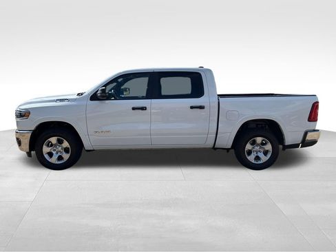 Used 2025 RAM 1500 Big Horn AWD/4WD image 2