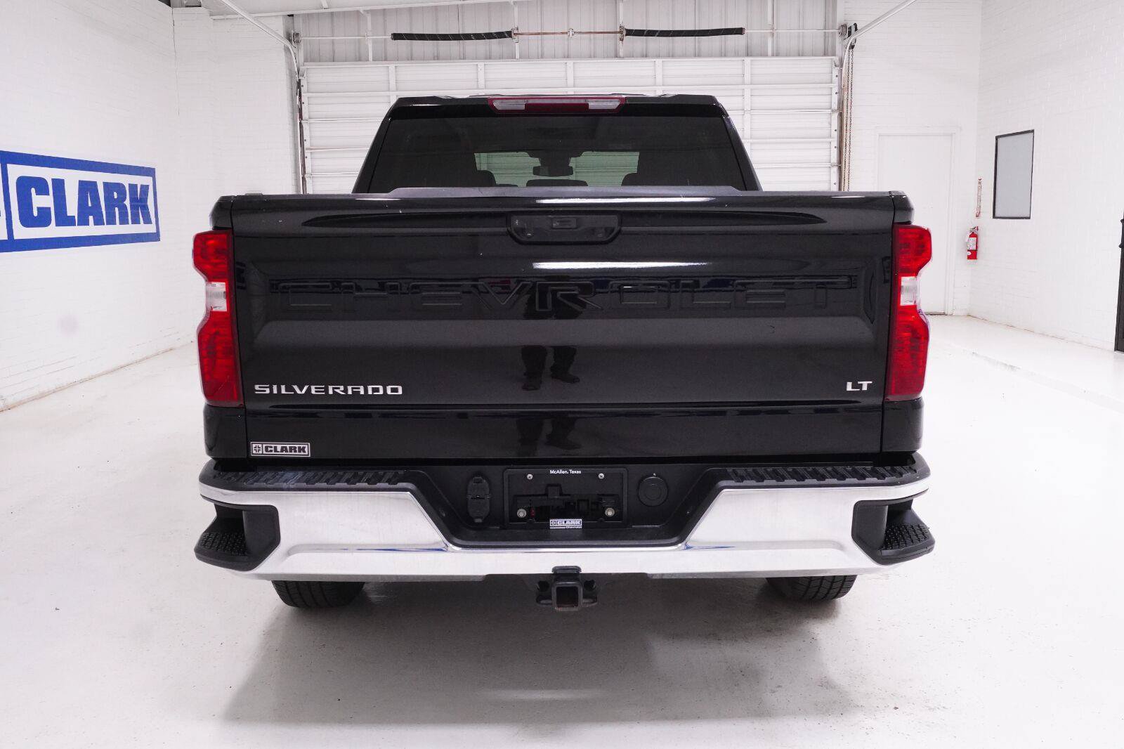 Used 2025 Chevrolet Silverado 1500 LT RWD image 26