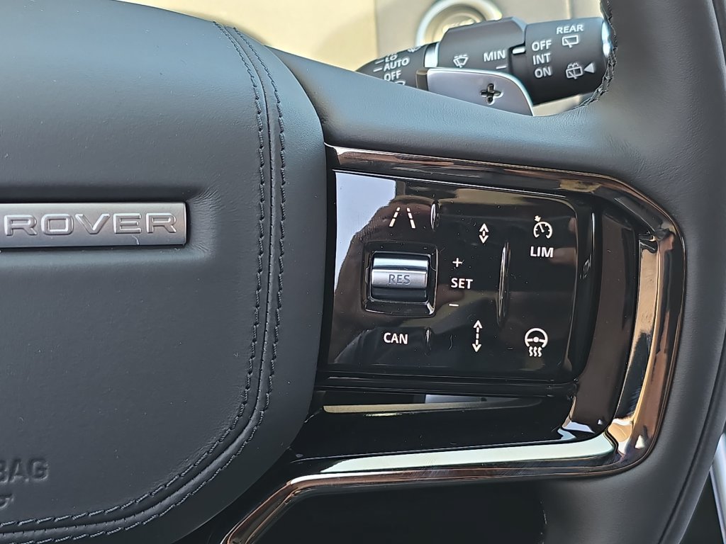 New 2026 Land Rover Range Rover Velar S AWD/4WD image 18