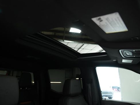 Used 2022 GMC Sierra 1500 AT4 w/ AT4 Premium Package AWD/4WD image 20