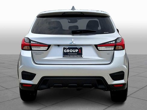 Used 2024 Mitsubishi Outlander Sport SE image 4