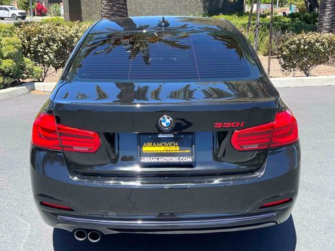 Used 2018 BMW 330i Sedan RWD image 17