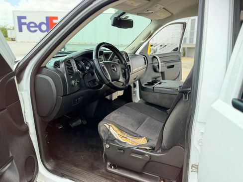 Used 2012 GMC Sierra 2500 SLE w/ SLE Preferred Package AWD/4WD image 14