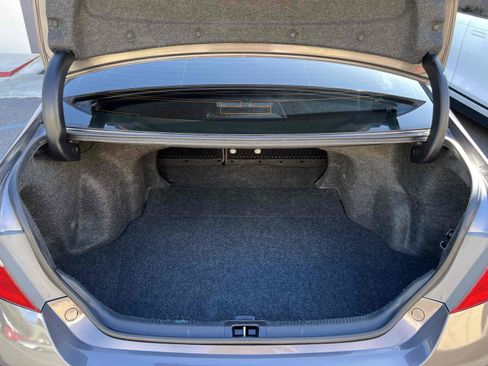 Used 2017 Toyota Camry SE w/ Moonroof Package image 72