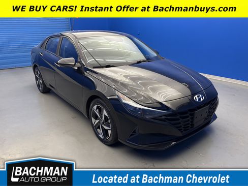 Used 2023 Hyundai Elantra SEL w/ Convenience Package FWD image 1