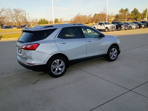 Used 2020 Chevrolet Equinox Premier image 13