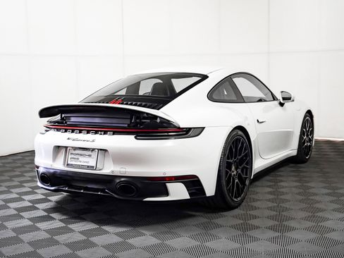 Used 2024 Porsche 911 Carrera S image 10