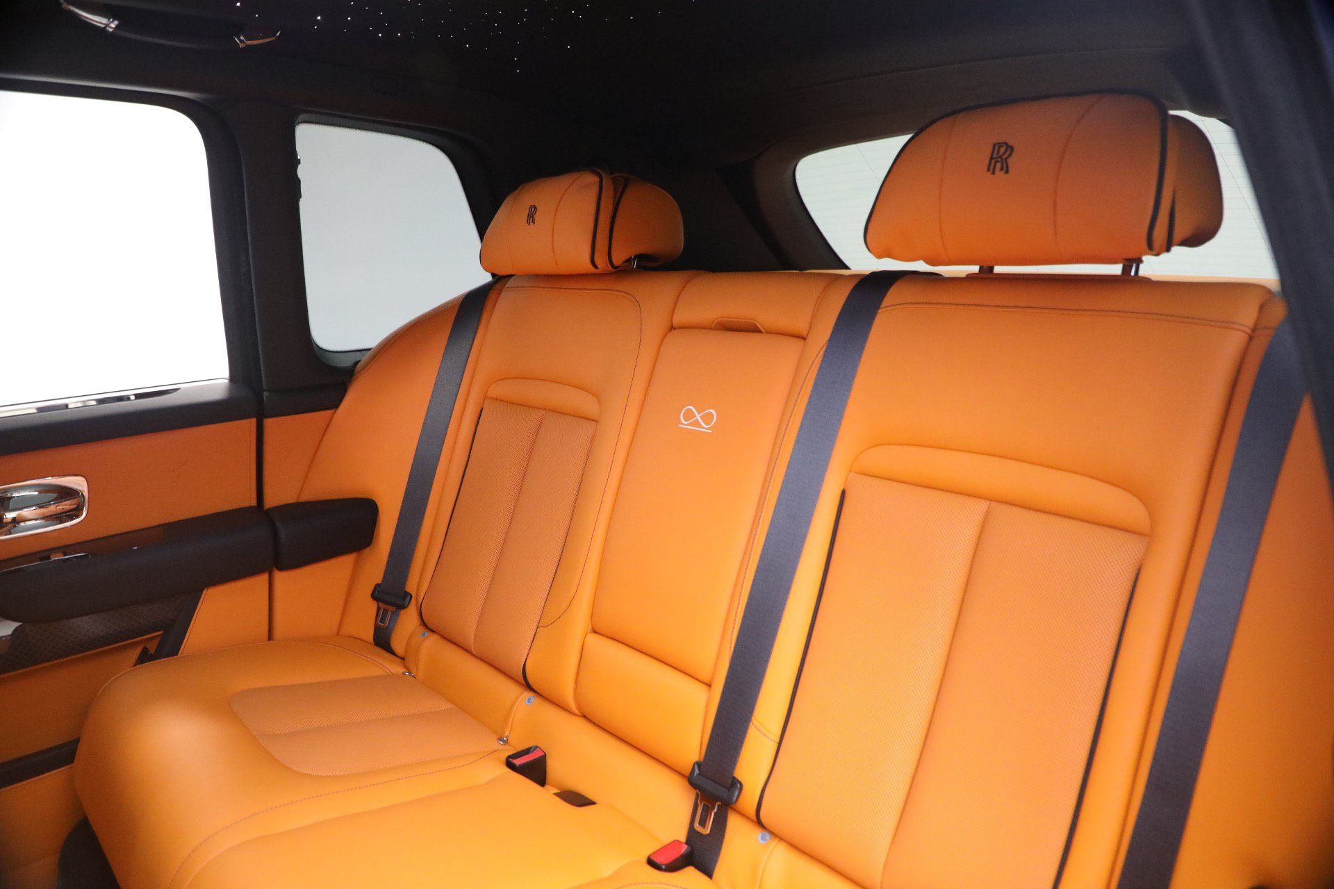 Certified 2024 Rolls-Royce Cullinan Black Badge w/ Driver's Package AWD/4WD image 18