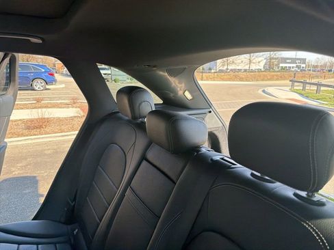 Used 2020 Mercedes-Benz GLC 300 4MATIC image 58