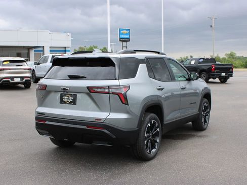 New 2026 Chevrolet Equinox RS FWD image 9