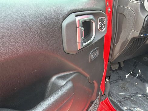 Used 2025 Jeep Wrangler Unlimited Sport S 4xe AWD/4WD image 15