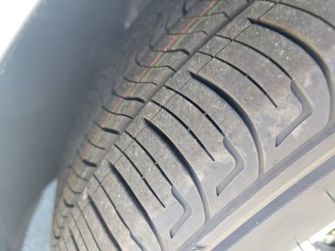 New 2025 Nissan Versa SV w/ Trunk Package image 11