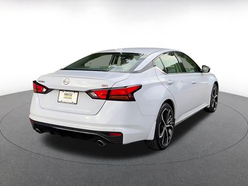 Used 2025 Nissan Altima 2.5 SR FWD image 15