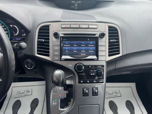 Used 2015 Toyota Venza XLE FWD image 8