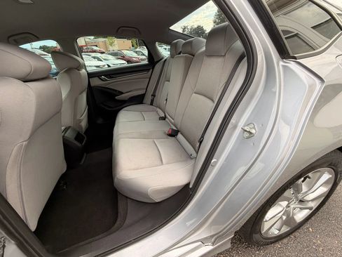 Used 2018 Honda Accord LX image 15