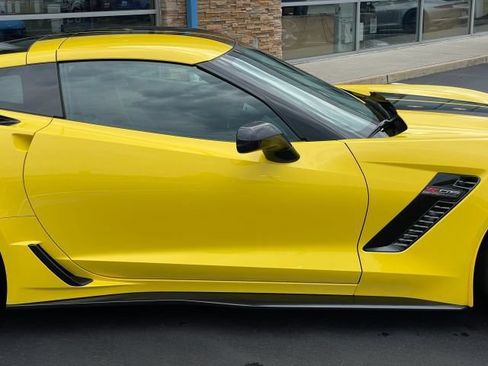 Used 2016 Chevrolet Corvette Z06 w/ Z07 Performance Package RWD image 20