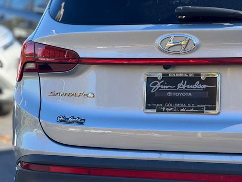 Used 2023 Hyundai Santa Fe SEL w/ Premium Package image 14