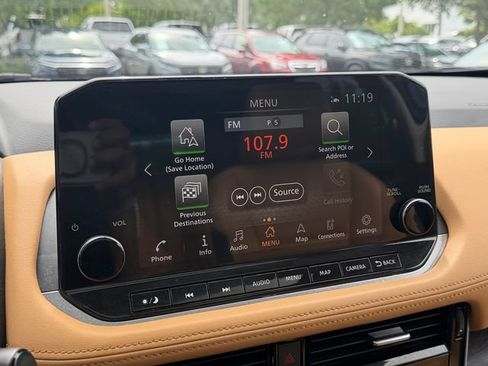 Used 2021 Nissan Rogue Platinum FWD image 26