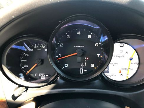 Used 2017 Porsche Macan AWD/4WD image 22