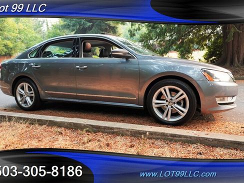 Used 2013 Volkswagen Passat TDI SEL Premium FWD image 7