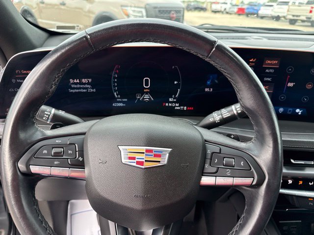 Used 2025 Cadillac XT4 Premium Luxury AWD/4WD image 19