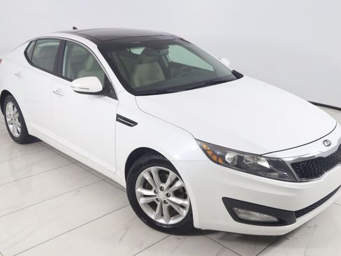 Used 2013 Kia Optima EX w/ Premium Pkg FWD image 16