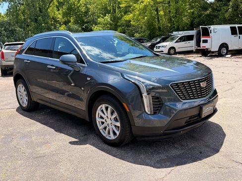 Used 2021 Cadillac XT4 Luxury w/ Cold Weather Package AWD/4WD image 11