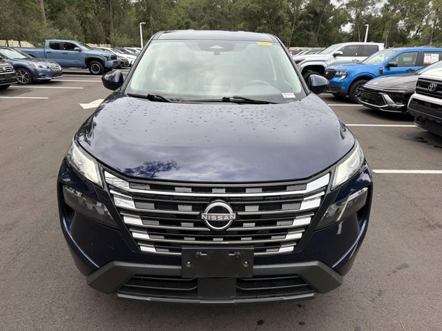 Used 2024 Nissan Rogue SV AWD/4WD image 6