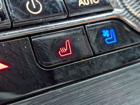 Used 2023 Lincoln Nautilus Black Label w/ Class II Trailer Tow Package image 24