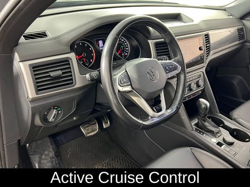 Used 2020 Volkswagen Atlas Cross Sport SE image 17