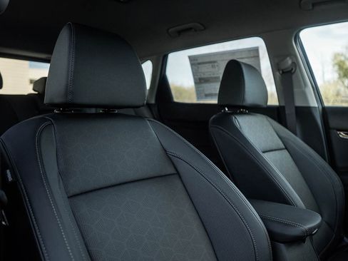 New 2026 Kia Seltos EX image 12