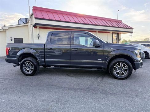 Used 2016 Ford F150 XLT w/ Equipment Group 302A Luxury image 4