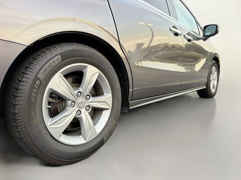 Used 2019 Honda Odyssey EX-L image 7