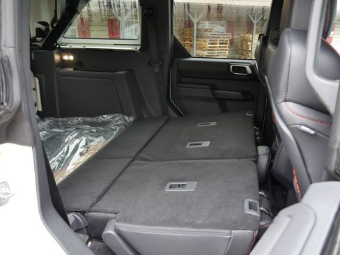 New 2025 Ford Bronco Raptor image 34