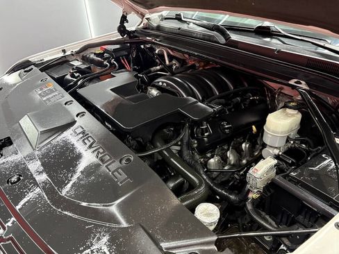 Used 2016 Chevrolet Suburban LTZ image 27