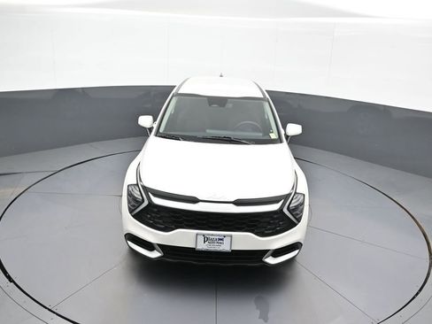 Certified 2025 Kia Sportage LX FWD image 33