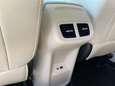 Certified 2023 Buick Envision Preferred AWD/4WD image 19