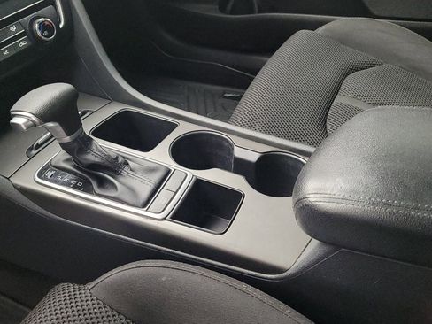 Used 2019 Kia Optima LX FWD image 26