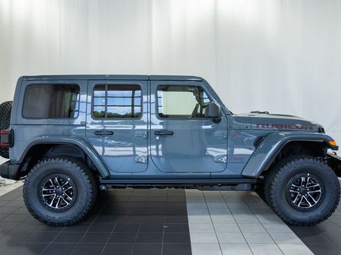 New 2026 Jeep Wrangler Unlimited Rubicon AWD/4WD image 3