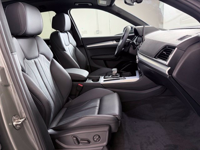 Certified 2024 Audi Q5 2.0T Premium Plus AWD/4WD image 25
