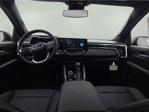 New 2026 GMC Canyon Elevation w/ Convenience Package image 27