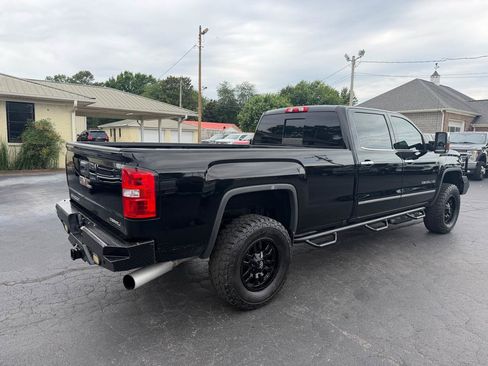 Used 2017 GMC Sierra 3500 Denali w/ Duramax Plus Package AWD/4WD image 5