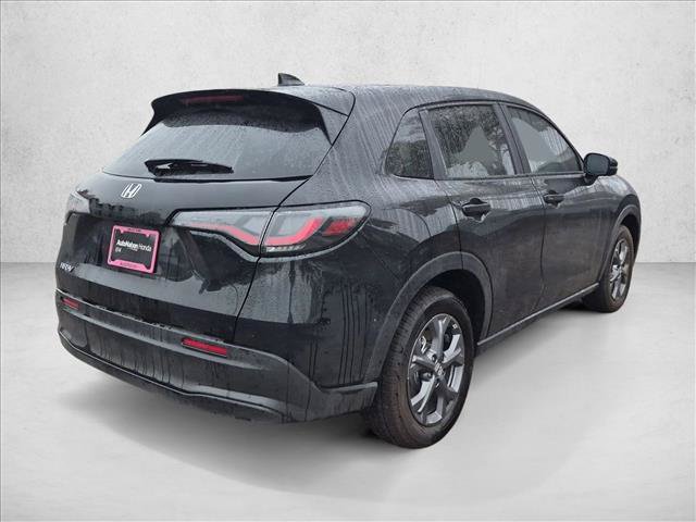 Certified 2027 Honda HR-V LX image 5