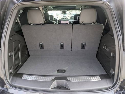 Used 2025 Chevrolet Tahoe Z71 w/ Z71 Off-Road Package image 31